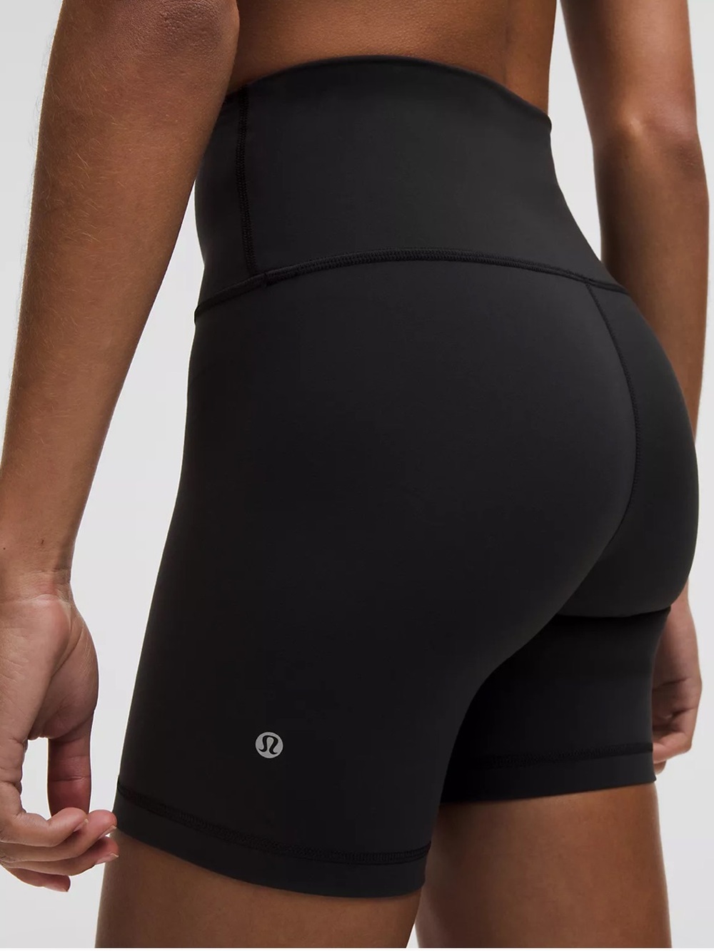 Lululemon Wunder Train High-Rise
Short 6" Black
